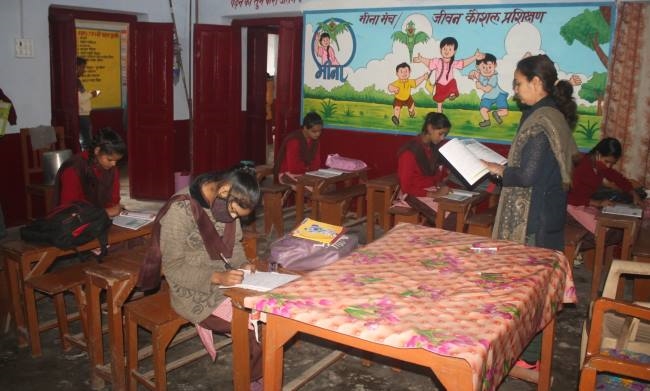 कोरोना कॉल के 17 महीने बाद खुले प्राथमिक विद्यालय बच्चों को नहीं मिल रहा मिड डे मील ... 2 11 02 2021 10sbl 17 10022021 343 c 2 21356777 0227