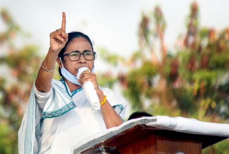 west bengal mamata banerjee attacks over bjp says only two men running country all became clean in their washing machine 1613047810