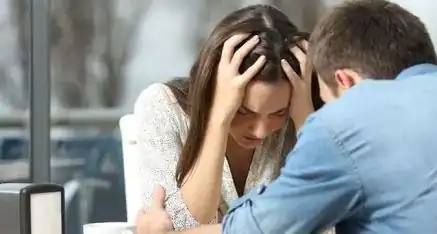 गर्लफ्रेंड पर हर महीने लाखों खर्च करता था लड़का,